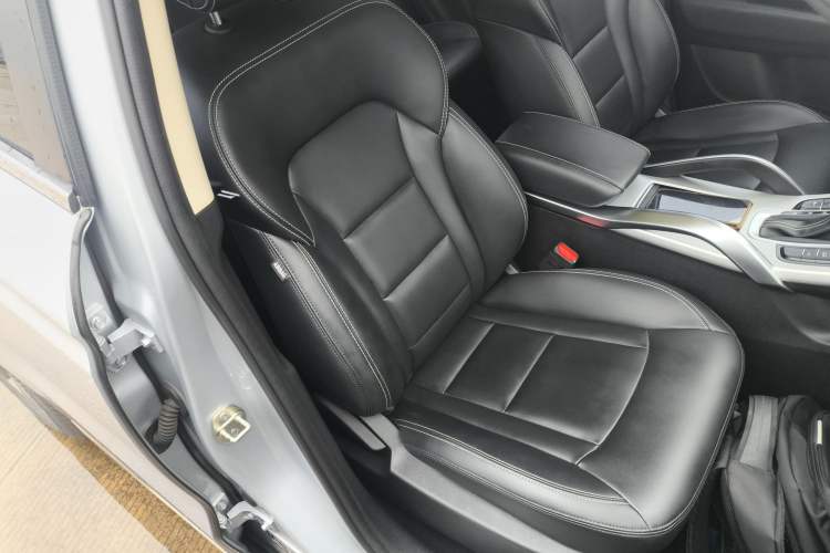 Used Geely Auto Emgrand X7 Sport 2016 1.8TD Automatic Smart Connectivity Version