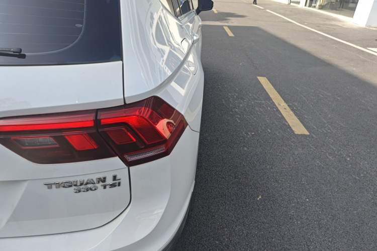 Used Volkswagen Tiguan L 2018 330TSI Automatic Two-Wheel Drive Luxury Edition