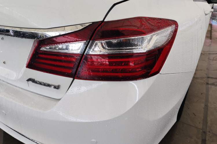 Used Honda Accord 2016 2.0L Elite Edition Right Rear Taillight