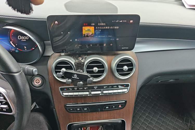 Used Mercedes-Benz GLC 2020 Facelifted GLC 300 L 4MATIC Luxury Edition
