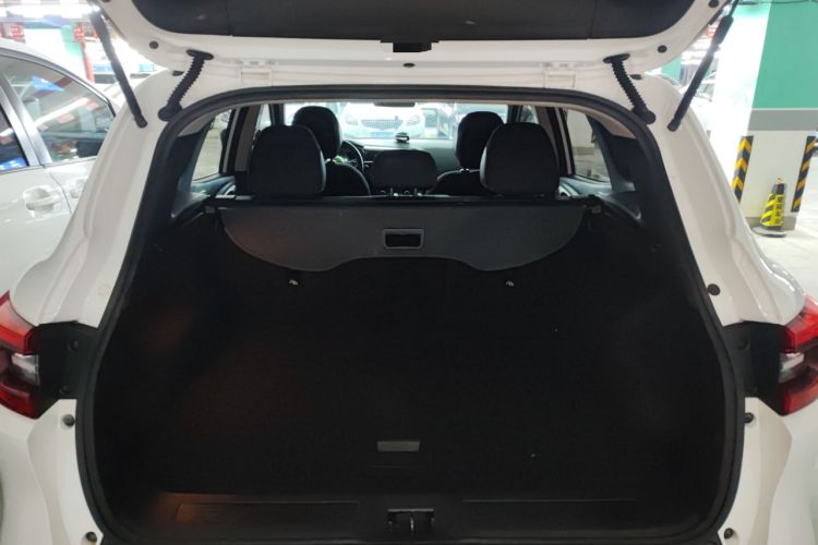 Used Renault Kadjar 2017 2.0L Two-Wheel Drive Comfort Edition Trunk