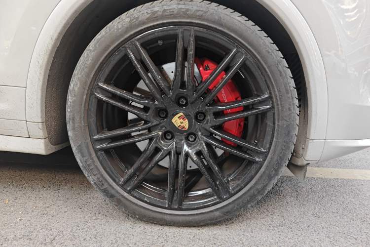 Used Porsche Cayenne 2015 Cayenne GTS 3.6T Exterior 7