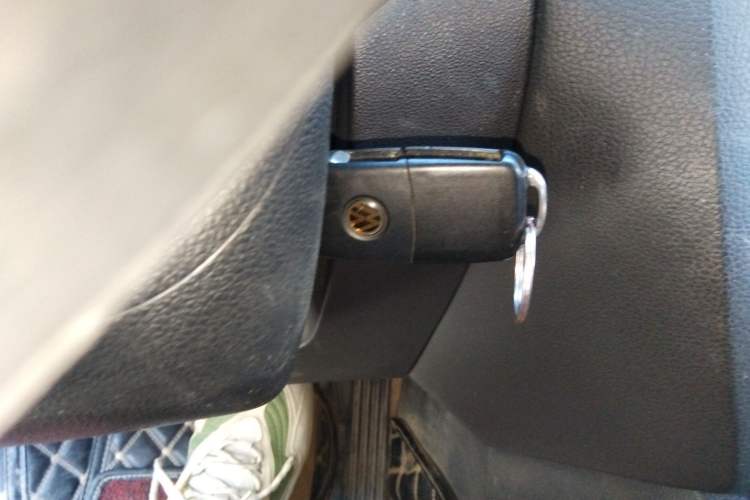 Used Volkswagen Sagitar 2012 1.4TSI Automatic Luxury Edition Vehicle Key