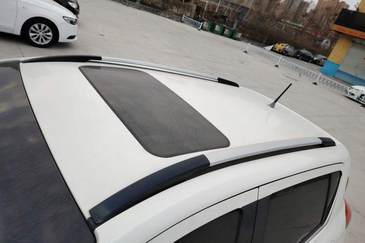 Used Baojun 310 2016 1.2L Manual Luxury Model
