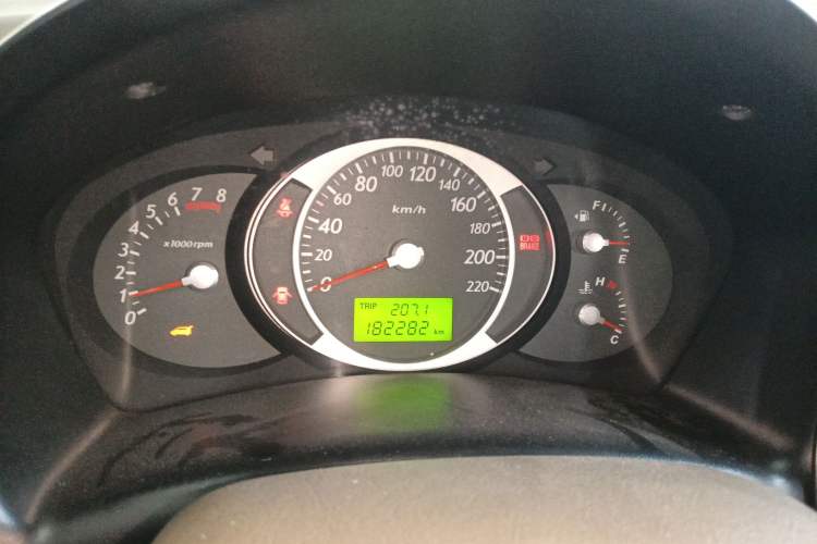 Used Hyundai Tucson 2009 2.0L Manual Two-Wheel Drive Fashion Edition