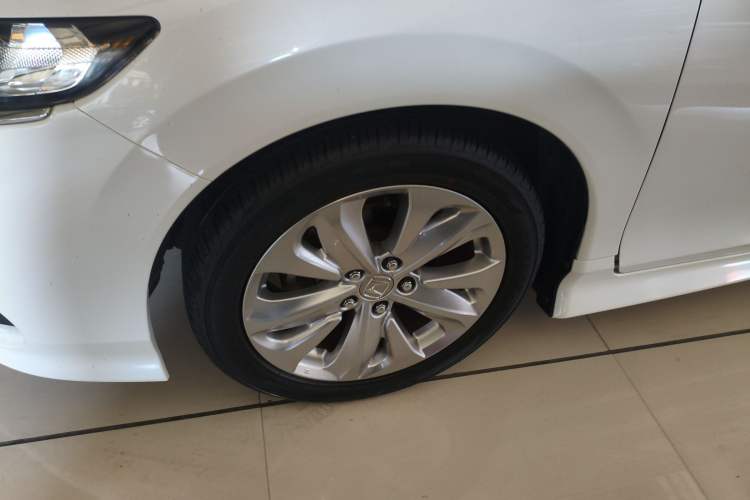 Used Honda Jade 2020 1.8L automatic Comfort version
