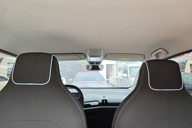 Used Baojun E300 2020 Star Travel Edition Headliner