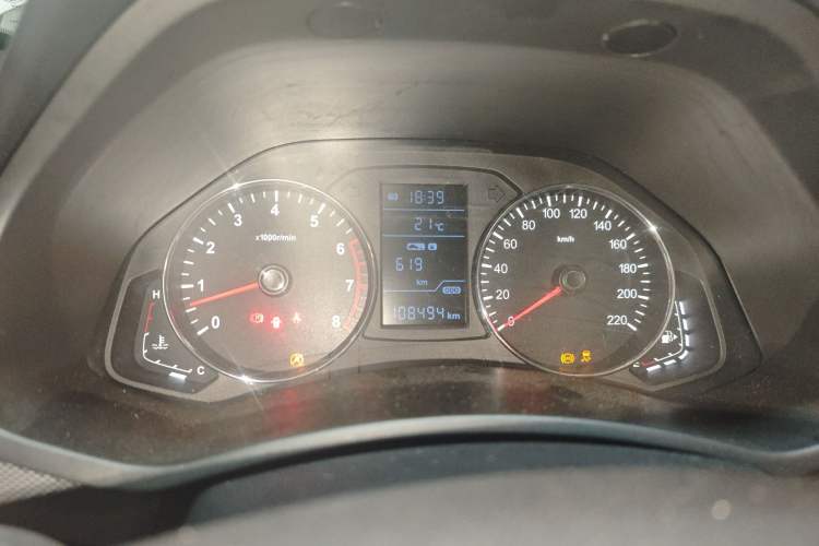 Used FAW Senya R7 2016 1.6L Manual Luxury Model