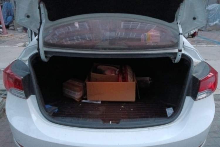 Used Hyundai Elantra (5th Generation / Langdong) 2013 1.6L Automatic Luxury Model
