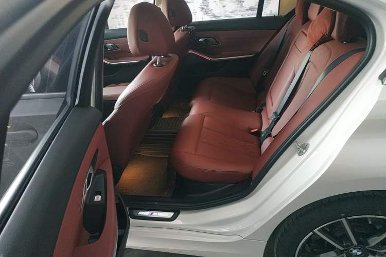Used BMW 3 Series 2023 325Li M Sport Package Left Rear Seat