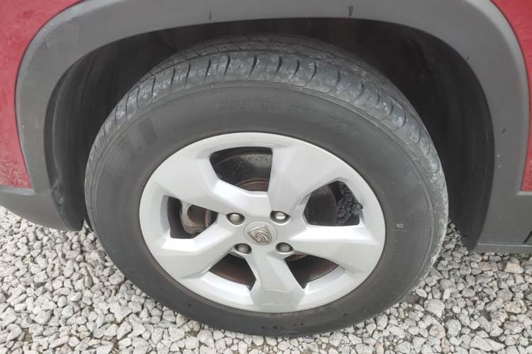 Used Baojun 510 2017 1.5L Manual Fashion Model