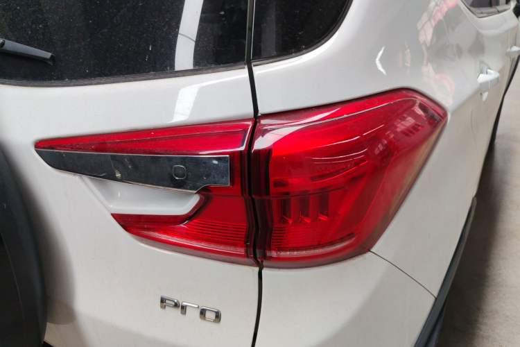 Used BYD Yuan Pro 2021 401 km Luxury Version Exterior 3