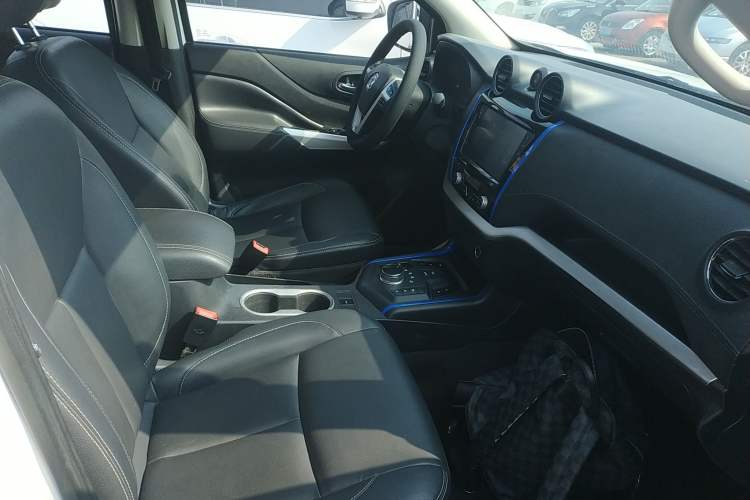 Used Dongfeng Ruichi 6 2020 EV model