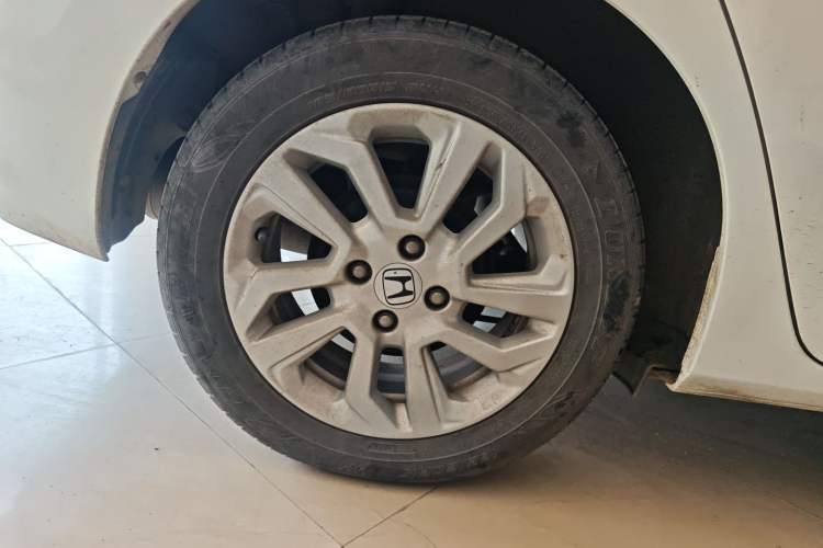 Used Honda Fit 2018 1.5L CVT Comfort Sunroof Version