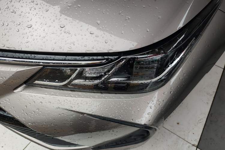 Used Toyota Corolla 2021 Dual-Motor 1.8L E-CVT Elite Edition