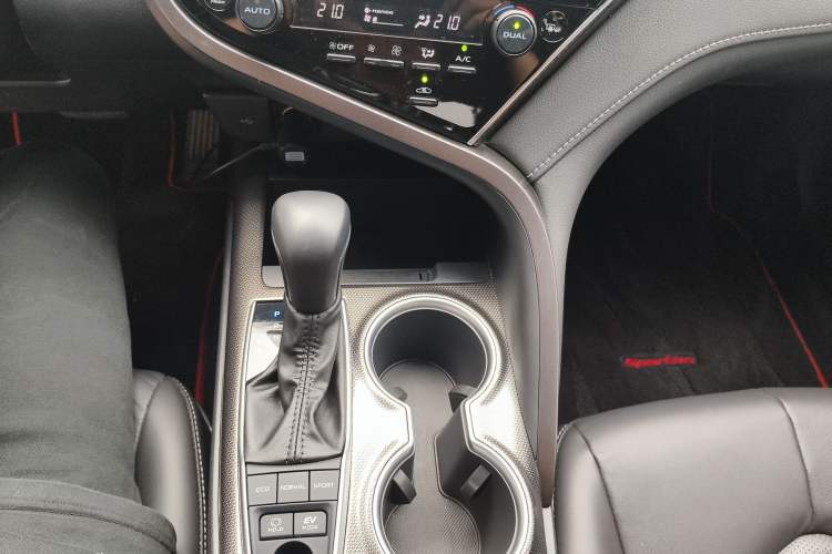 Used Toyota Camry 2023 Dual-Motor 2.5HS Fēngshàng Edition