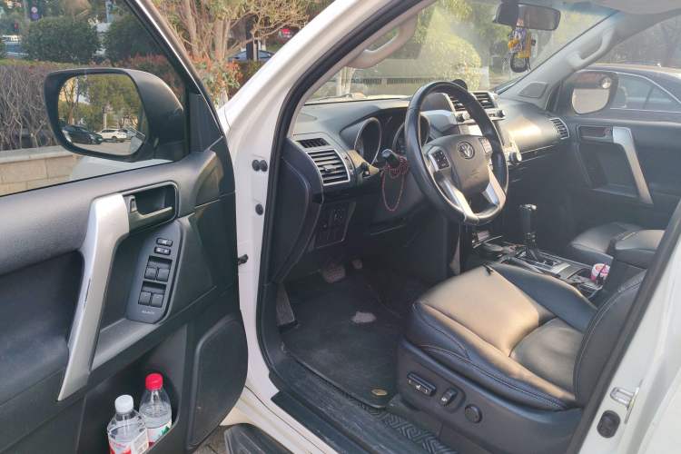 Used Toyota Prado 2016 2.7L Automatic Luxury Edition
