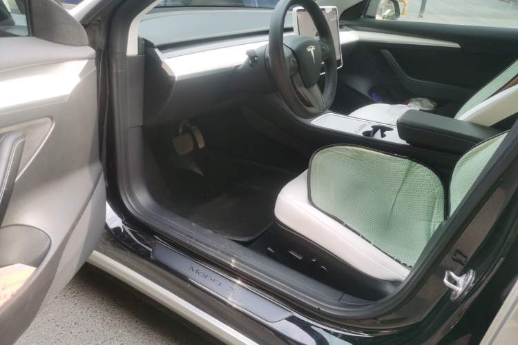 Used Tesla Model 3 2022 Rear-Wheel-Drive Version