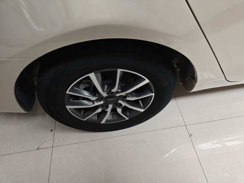 Used Geely Auto Emgrand 2019 Leading Edition 1.5L CVT Luxury Model China VI Standard — 25
