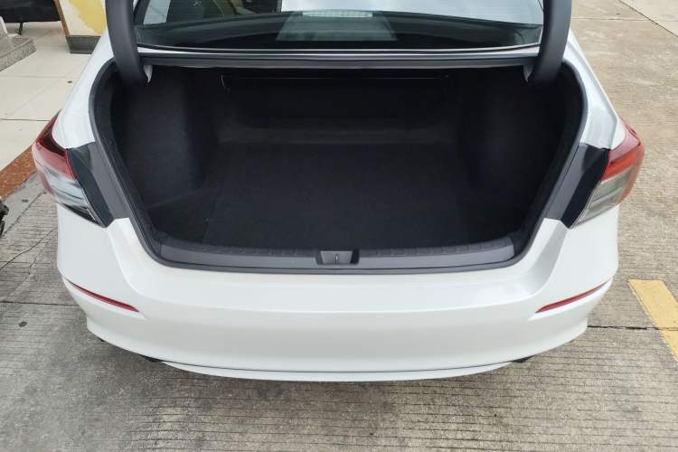 Used Honda Civic 2025 240TURBO CVT SmartFun Pro