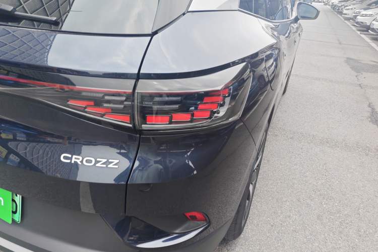 Used Volkswagen ID.4 CROZZ 2021 Long-Range PURE+ Two-Wheel Drive Version Exterior 3