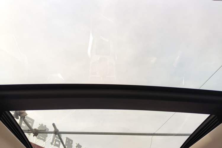 Used Geely Auto Emgrand X7 Sport 2016 1.8TD Automatic Smart Connectivity Version Headliner