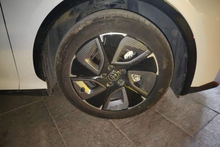 Used Toyota bZ3 2024 517 km Elite PRO