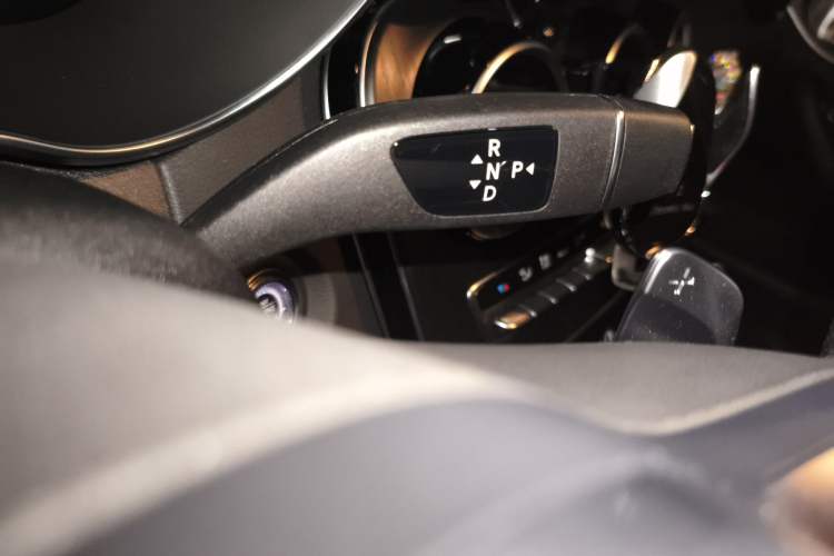 Used Mercedes-Benz C-Class 2021 C 260 L Sport Edition Star Collection Gear Lever