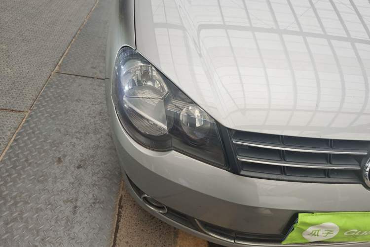 Used Volkswagen Polo 2011 Jingqu 1.6L Manual - Real Cool Edition