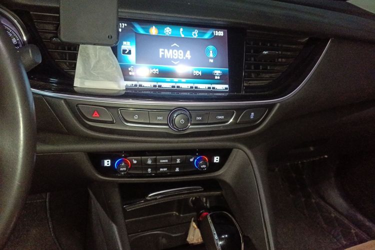 Used Buick Regal 2017 20T Luxury Model