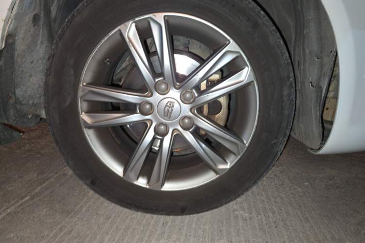 Used Geely Auto Emgrand 2017 Sedan Million Edition 1.5L Manual - Upward Version