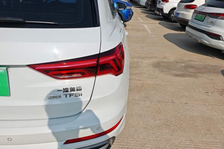 Used Audi Q3 2019 35 TFSI Advanced Dynamic Edition
