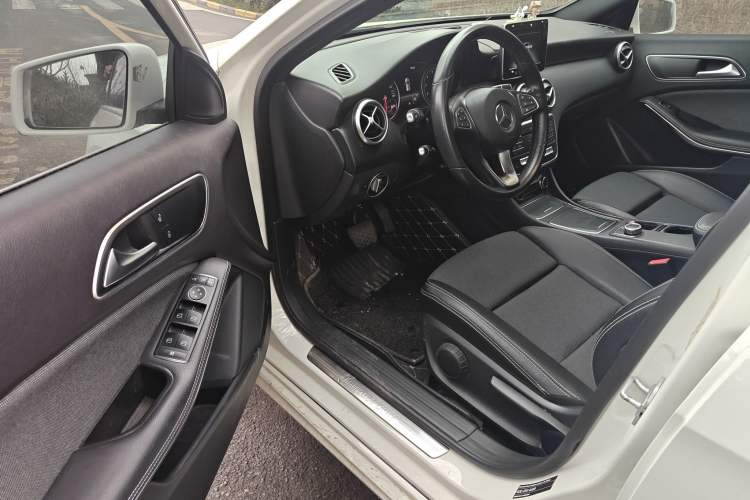 Used Mercedes-Benz A-Class 2017 A 200 Dynamic Edition