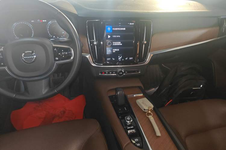 Used Volvo S90 2021 B5 Zhiyi Luxury Edition