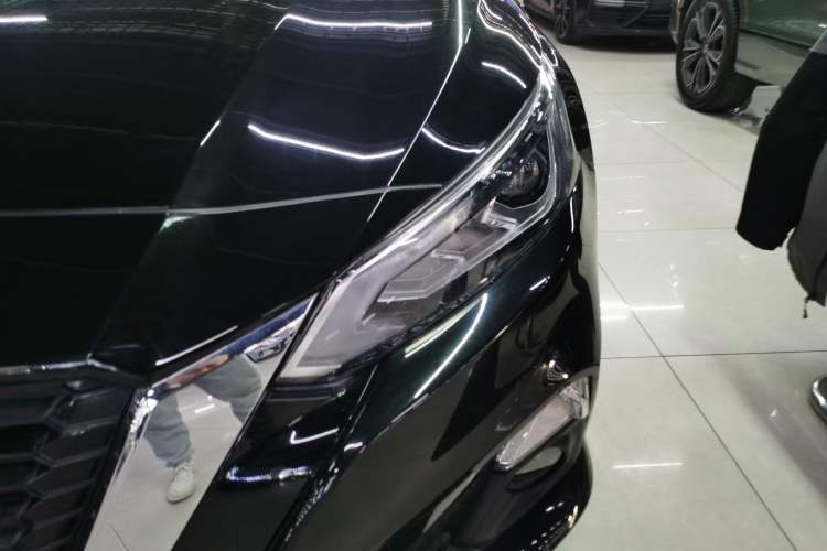 Used Nissan Teana 2021 2.0L XL Comfort Edition Left Front Headlight