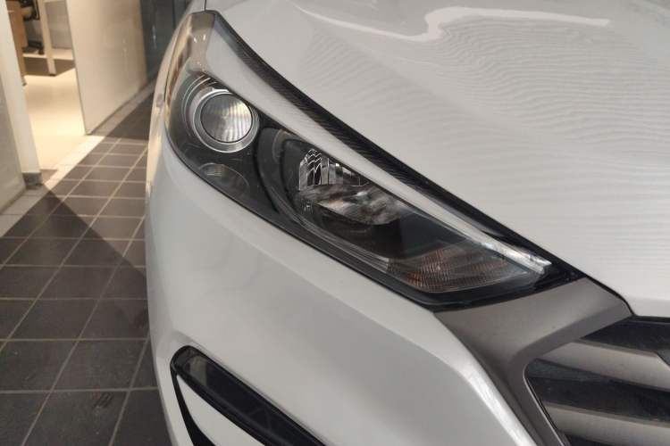 Used Hyundai Tucson 2015 1.6T Dual-Clutch Two-Wheel-Drive Smart Model
