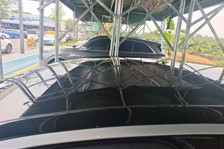 Used Volkswagen ID.7 VIZZION 2024 PRO Model Roof