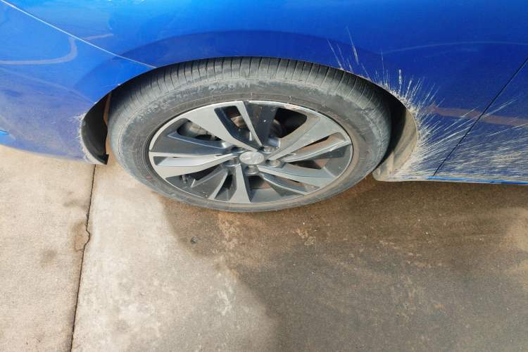 Used Peugeot 408 2019 360THP Automatic Luxury Edition China VI Standard Exterior 4