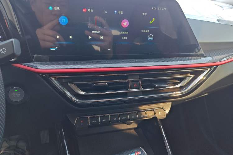 Used CHANGAN OSHAN X5 2021 Revised Version 1.5T DCT Luxury Edition
