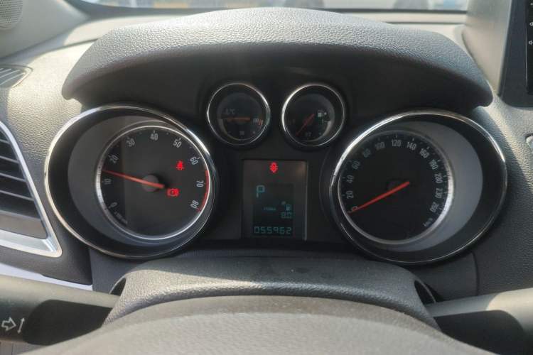 Used Buick Encore 2014 1.4T Automatic Two-Wheel Drive Urban Elite Model