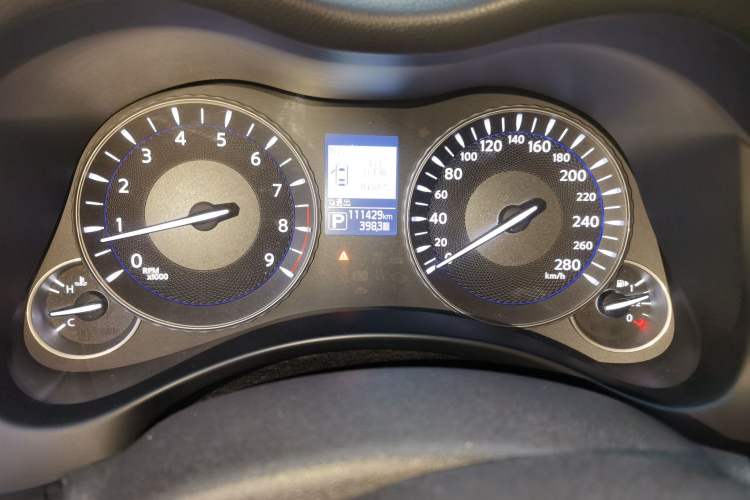 Used Infiniti Q70 2015 Q70L 2.5L Elite Edition Instrument Cluster