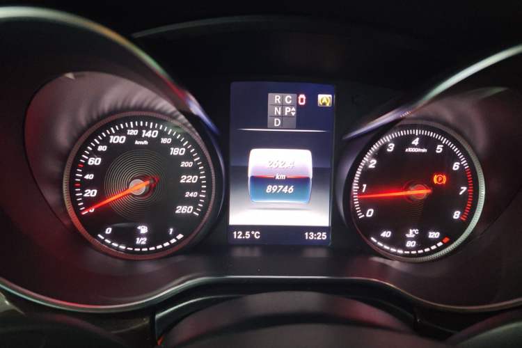 Used Mercedes-Benz V-Class 2018 V 260 L Prestige Extended Version China VI