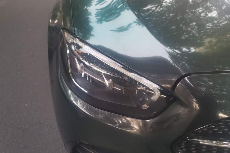 Used Mercedes-Benz E-Class New Energy 2022 Restyled E 350 e L Plug-in Hybrid Sports Sedan Right Front Headlight