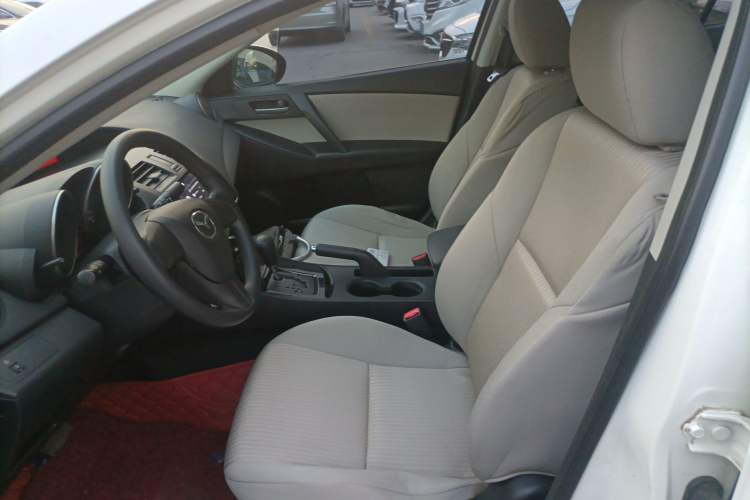 Used Mazda 3 2015 Sedan 1.6L Automatic Comfort Model Left Front Seat