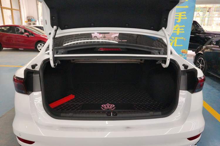 Used Geely Auto Emgrand 2023 4th Generation Champion Edition 1.5L CVT Prestige Model
