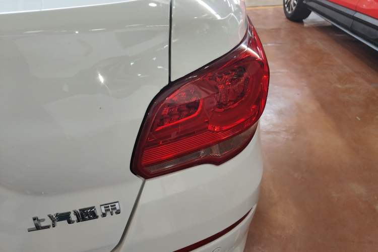 Used Chevrolet Cavalier 2019 320 Automatic Enjoyment with Sunroof