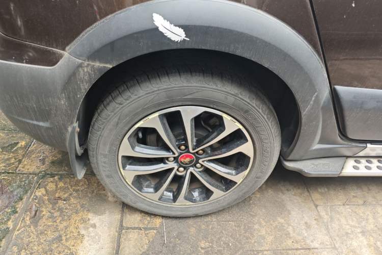 Used FORTHING Joyear X5 2015 1.6L Manual Luxury Model
