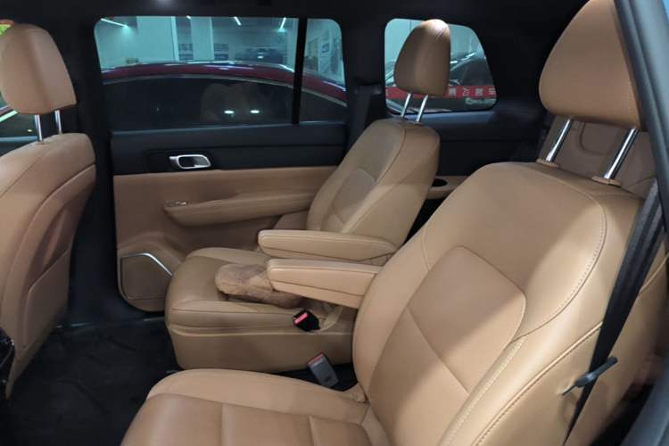 Used Li Auto ONE 2021 Extended-Range 6-Seater Version Left Rear Seat