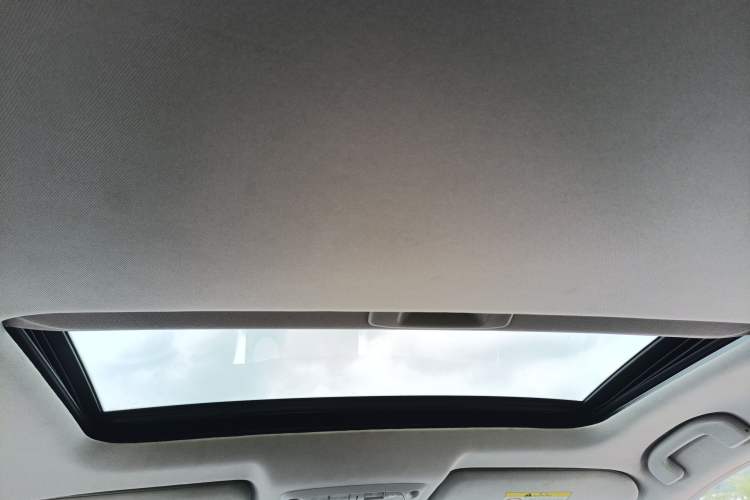 Used Nissan Teana 2018 2.0L XL Smart Upgrade Edition Headliner