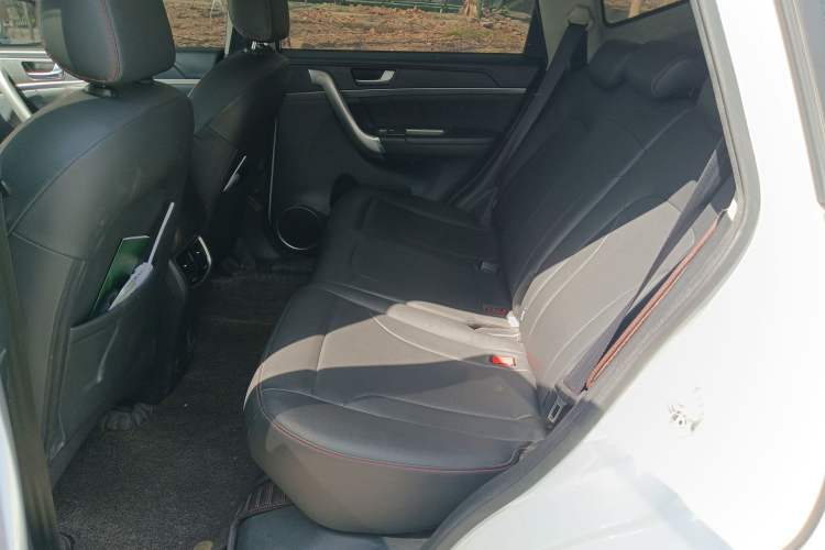 Used Haval M6 2019 1.5T DCT Two-Wheel Drive Elite Version China V Standard
